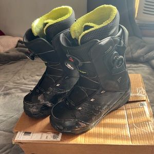 K2 Snowboard boots